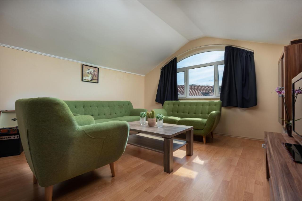 Apartment Apartman Zappa *